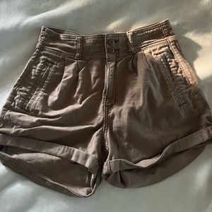 Brown American Eagle Shorts, Size 6 🤎
